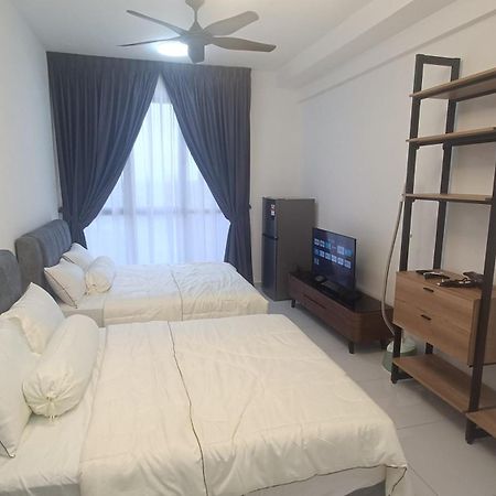 Sky Trees 4 Guests High Floor Smart Tv Garden View A1801 Apartment Johor Bahru Exterior photo