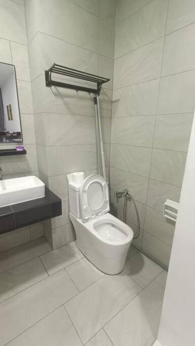 Sky Trees 4 Guests High Floor Smart Tv Garden View A1801 Apartment Johor Bahru Exterior photo